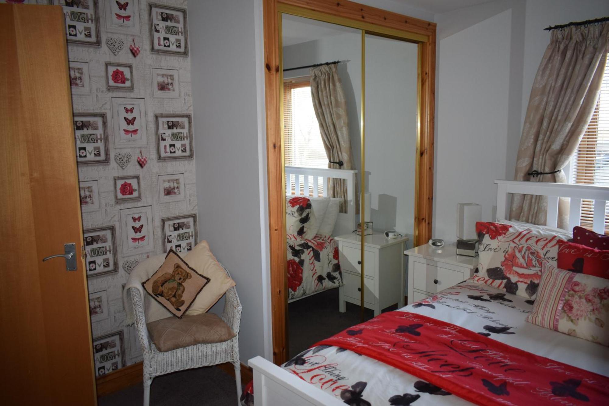 Dunroamin Self-Catering Apartment Авимор Екстериор снимка